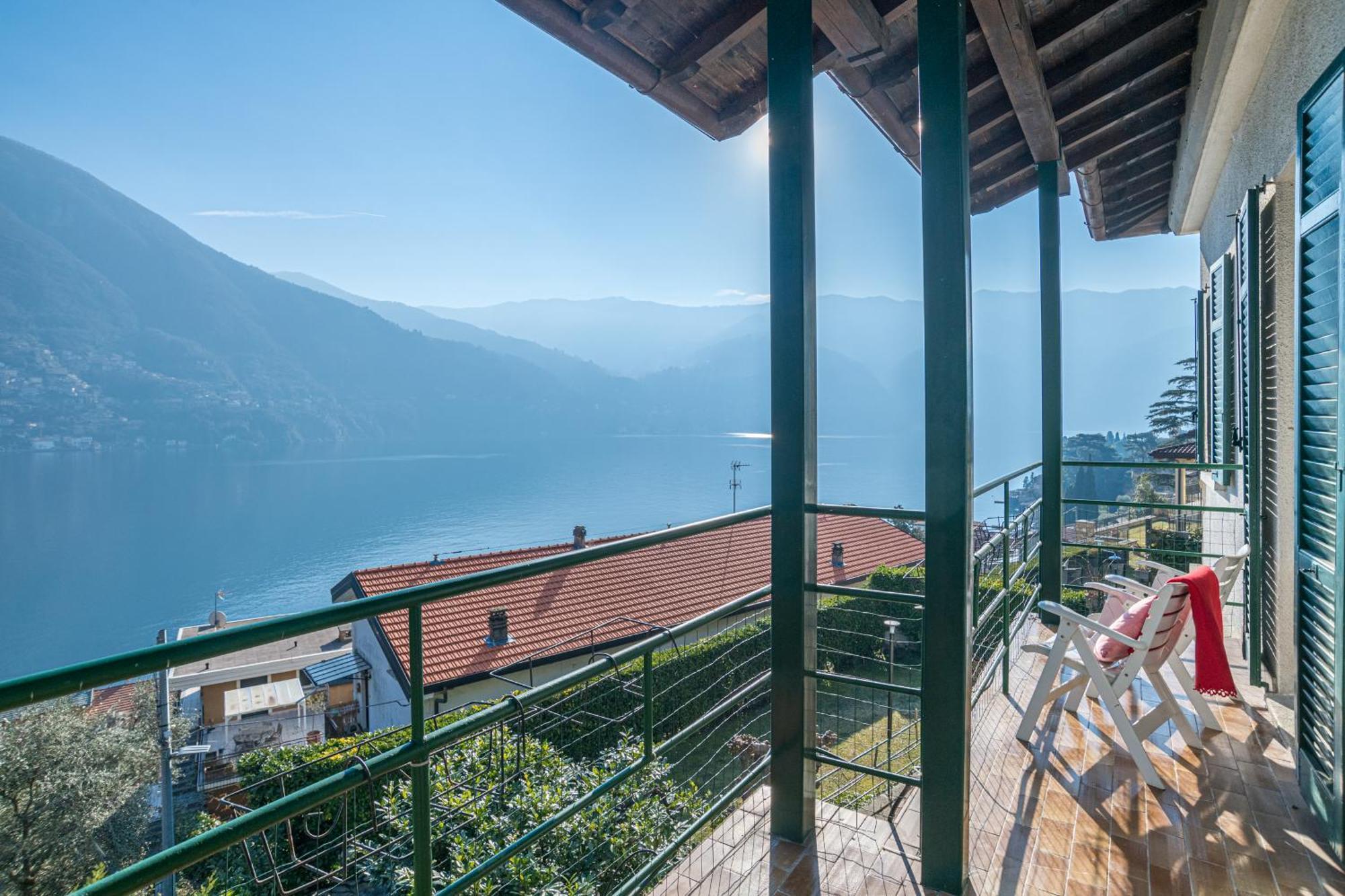 Casa Bambu - Splendida Vista Lago E Posto Auto 라글리오 외부 사진