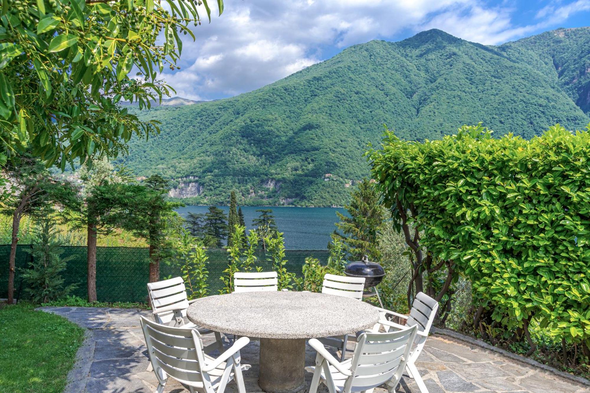 Casa Bambu - Splendida Vista Lago E Posto Auto 라글리오 외부 사진
