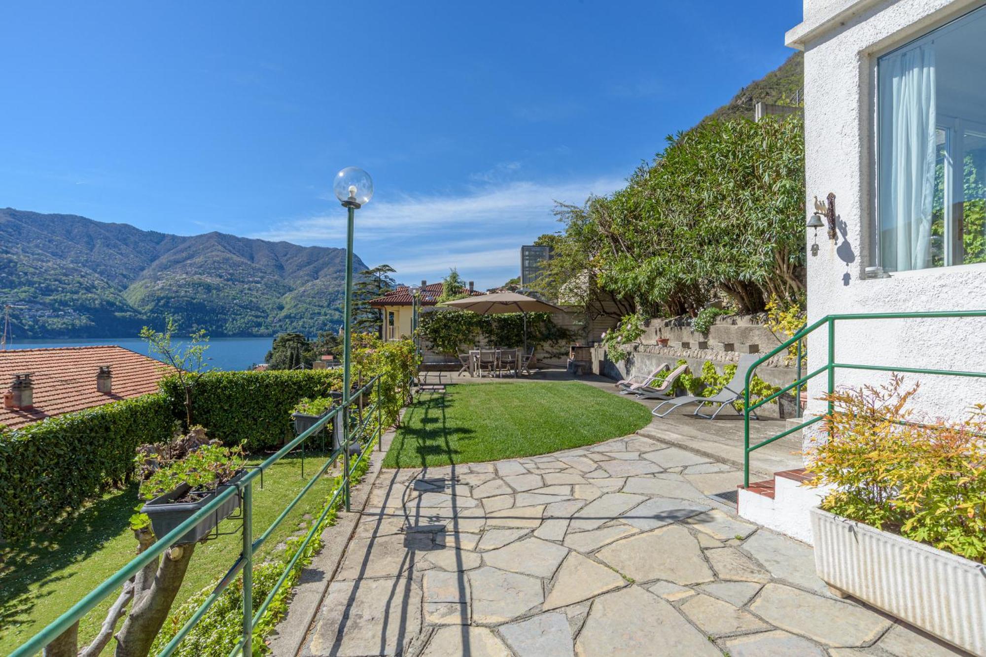 Casa Bambu - Splendida Vista Lago E Posto Auto 라글리오 외부 사진